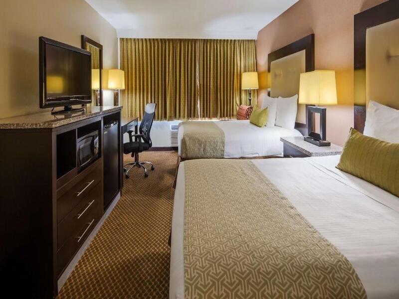 Best Western Louisville East Inn & Suites Bagian luar foto