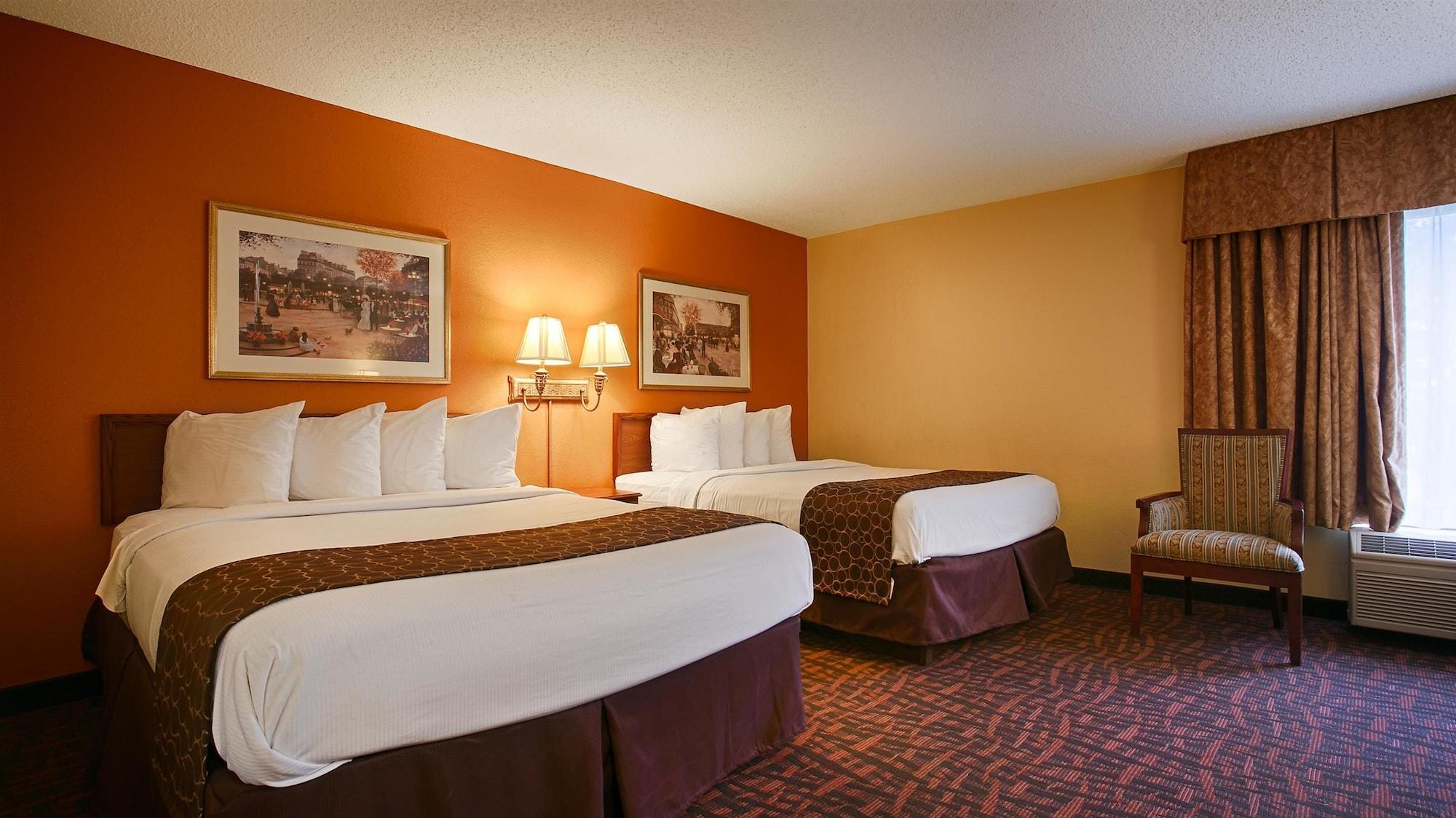 Best Western Louisville East Inn & Suites Bagian luar foto